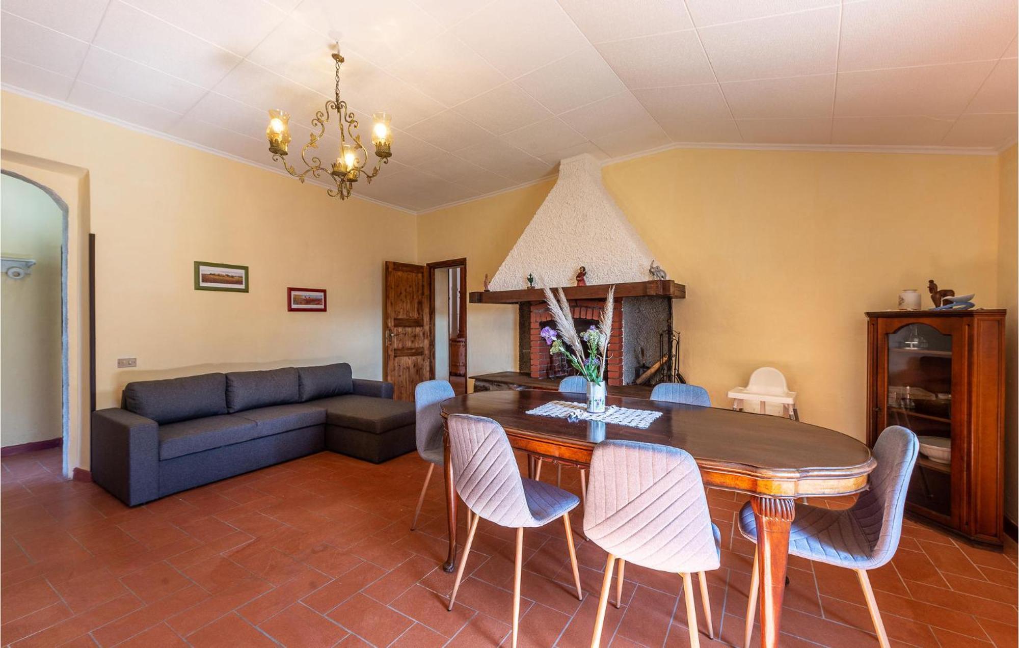 Cozy Home In Massa Marittima Gr With Kitchen Exterior foto