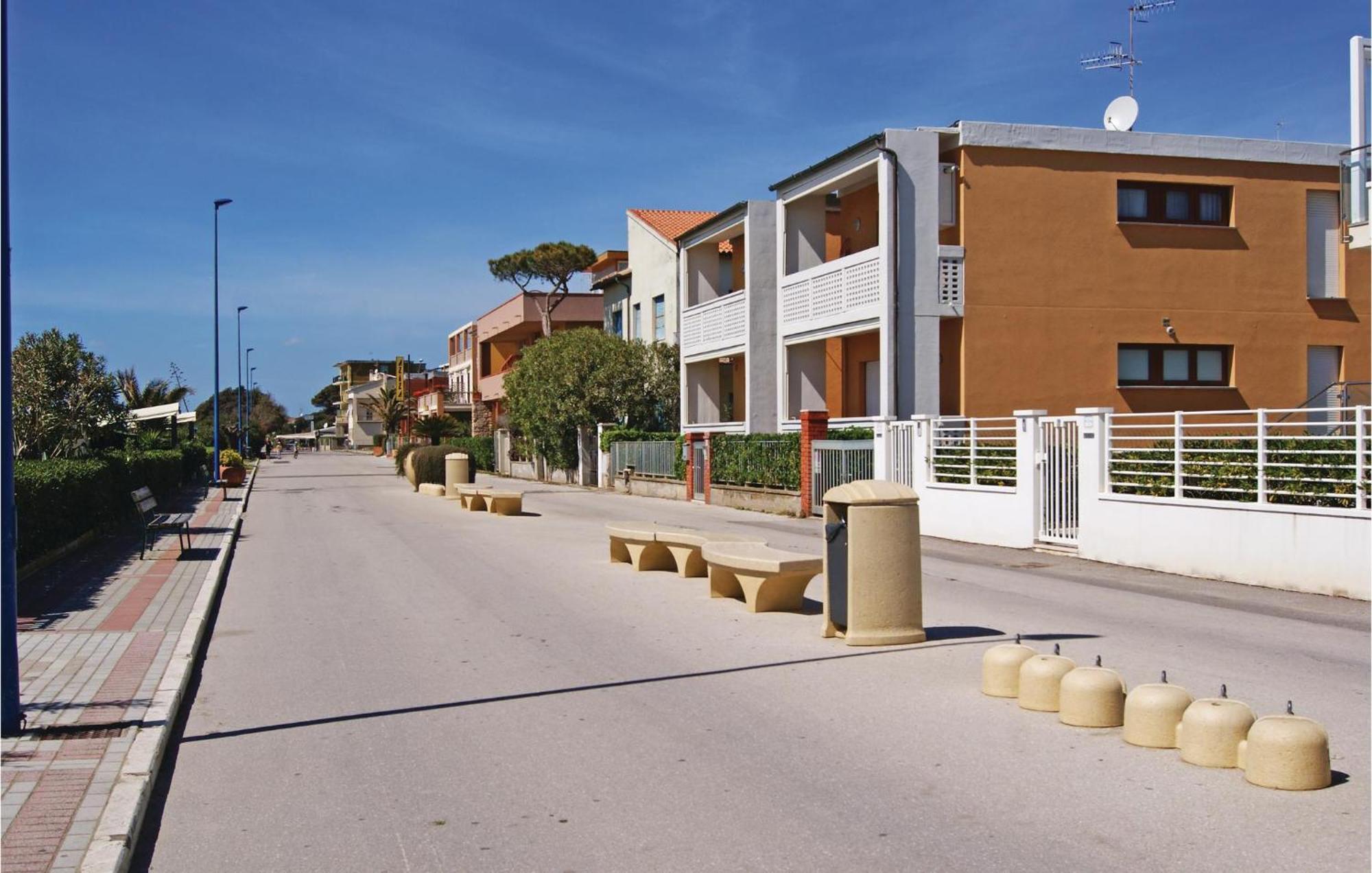Cozy Home In Massa Marittima Gr With Kitchen Exterior foto